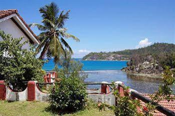 Edens Holiday Villas Port Glaud Buitenkant foto